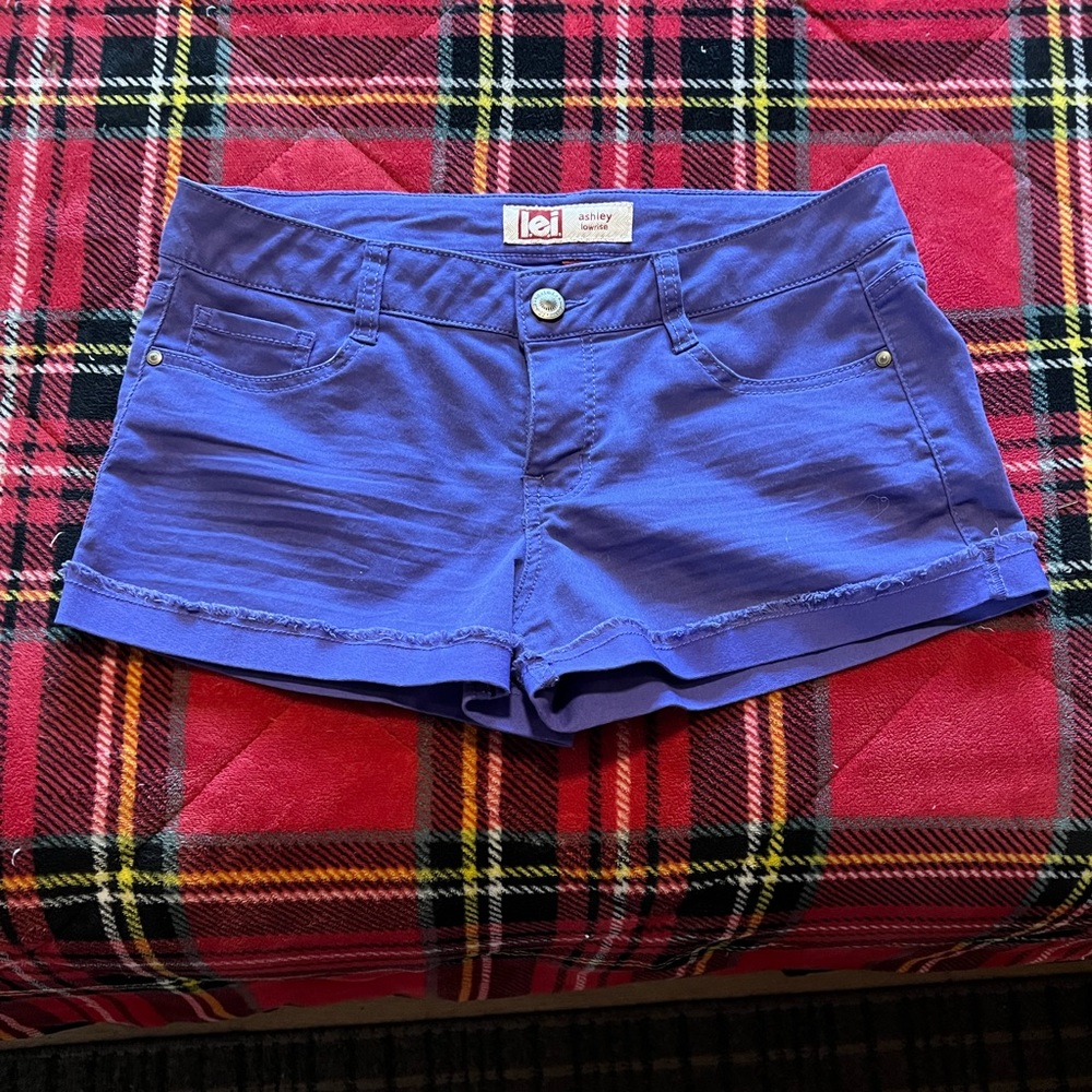 LEI Ashley Lowrise Shorts